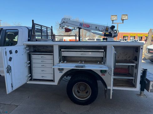 Used 2018 Ford F350 XL w/ Power Equipment Group image 40