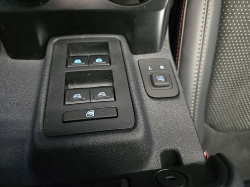 Used 2025 Ford Bronco Raptor AWD/4WD image 30