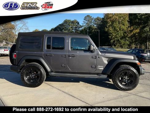 Used 2018 Jeep Wrangler Unlimited Sport S image 8
