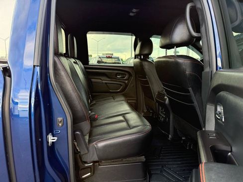 Used 2020 Nissan Titan PRO-4X w/ Pro-4x Convenience Package AWD/4WD image 22