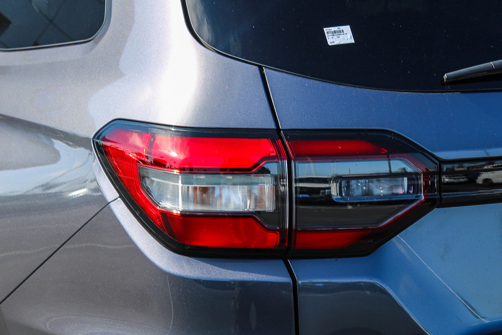 Used 2025 Honda Pilot EX-L image 10