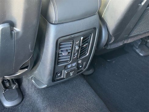 Used 2024 Dodge Durango SRT image 18