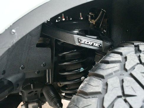 Used 2022 Ford Bronco Black Diamond image 7