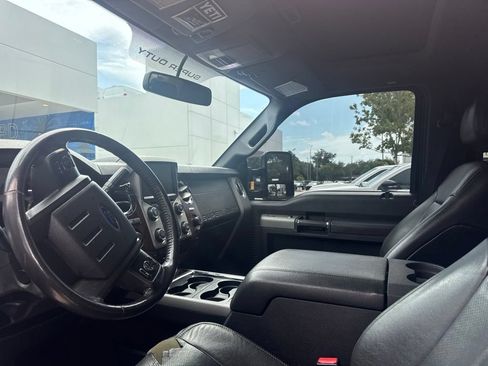 Used 2016 Ford F250 Lariat w/ Chrome Package AWD/4WD image 3