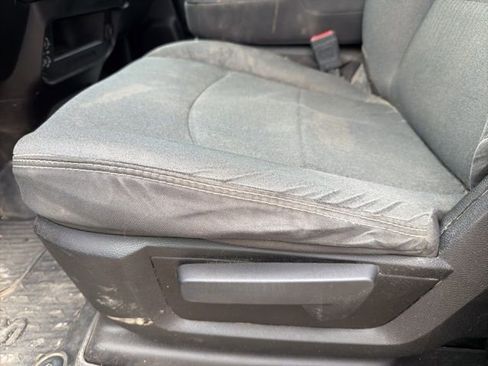 Used 2024 RAM 2500 Tradesman w/ Chrome Appearance Group image 5