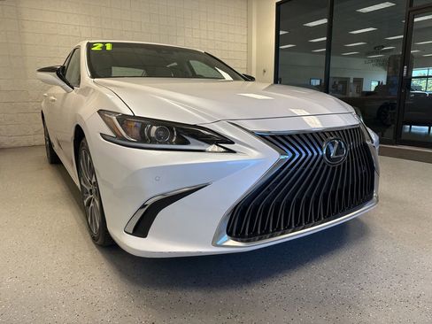 Used 2021 Lexus ES 250 w/ Premium Package AWD/4WD image 38