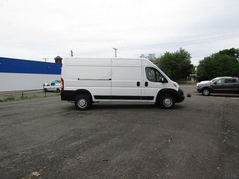 Used 2025 RAM ProMaster 3500 w/ Convenience Group FWD image 7