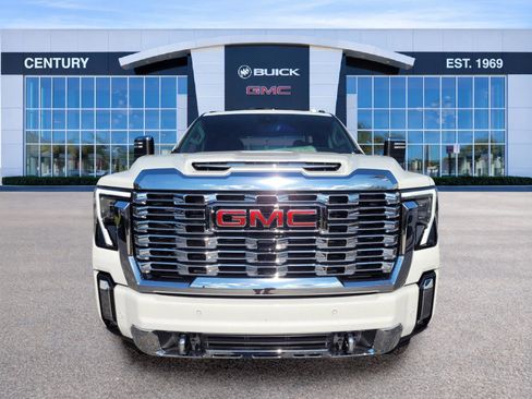 New 2026 GMC Sierra 2500 Denali w/ Denali Reserve Package AWD/4WD image 2