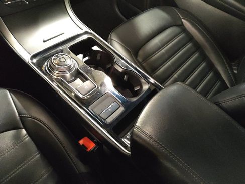 Used 2019 Ford Edge SEL w/ Equipment Group 201A image 26