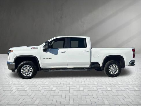 Used 2023 Chevrolet Silverado 2500 LT w/ Convenience Package image 2