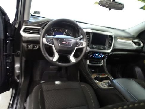 Certified 2023 GMC Acadia SLE w/ Driver Convenience Package AWD/4WD image 5