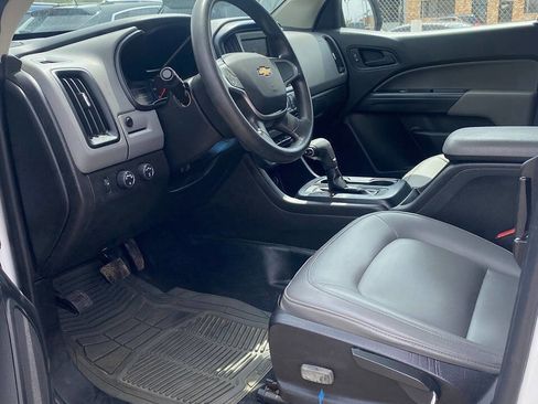 Used 2020 Chevrolet Colorado W/T w/ WT Convenience Package AWD/4WD image 12