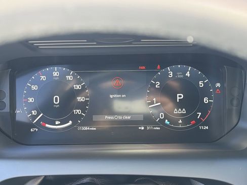 Used 2025 Land Rover Discovery Sport S image 24