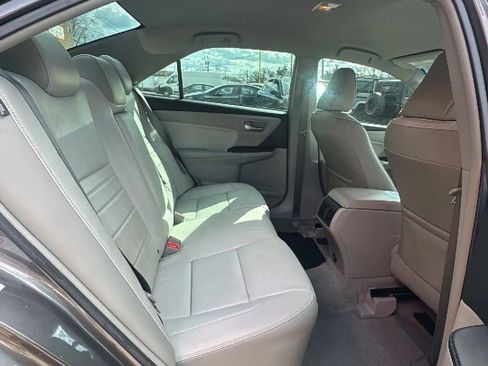 Used 2017 Toyota Camry XLE image 17
