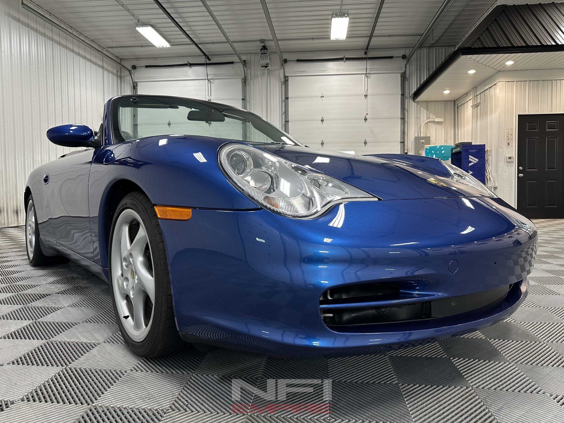 Used 2002 Porsche 911 Cabriolet image 24