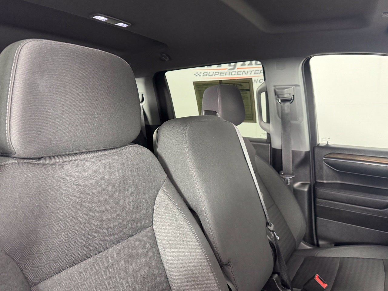 Used 2024 Chevrolet Silverado 1500 LT AWD/4WD image 35