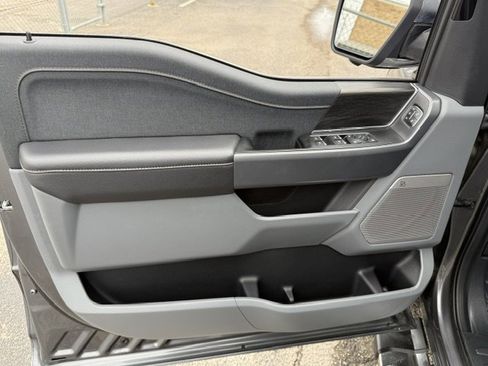 Used 2025 Ford F150 Lariat w/ Equipment Group 502A High image 12