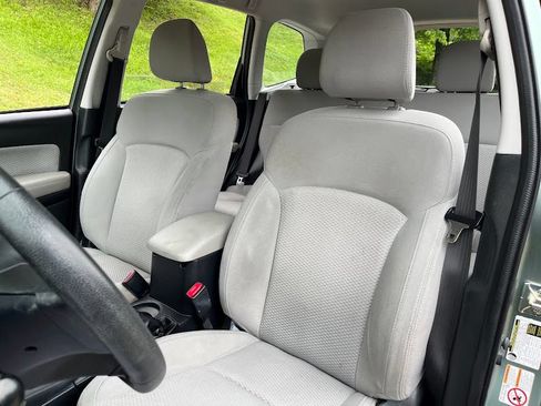 Used 2018 Subaru Forester 2.5i w/ Alloy Wheel Package AWD/4WD image 9
