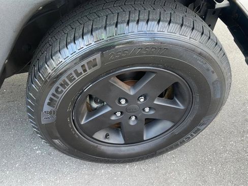 Used 2015 Jeep Wrangler Unlimited Sport w/ Quick Order Package 24S image 19