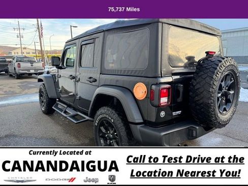 Used 2022 Jeep Wrangler Unlimited Sport AWD/4WD image 9