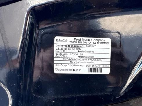 Used 2025 Ford Bronco Raptor w/ Interior Carbon Fiber Pack AWD/4WD image 32