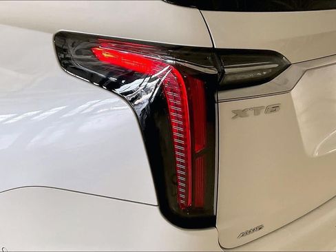 Used 2020 Cadillac XT6 Sport AWD/4WD image 26