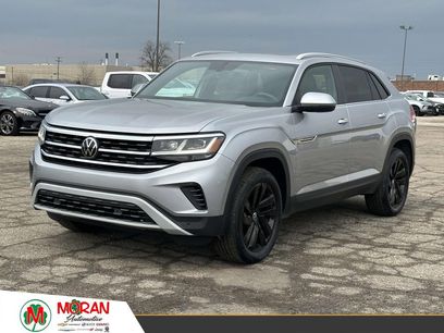 Used 2023 Volkswagen Atlas Cross Sport SE w/ Panoramic Sunroof Package