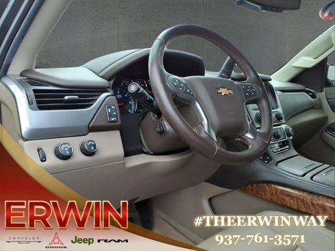 Used 2019 Chevrolet Suburban Premier AWD/4WD image 14