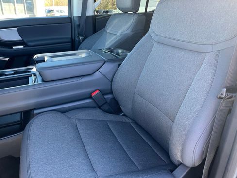 New 2026 Ford Expedition Active image 18