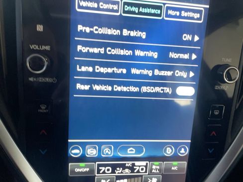 Used 2024 Subaru Impreza 2.0i Sport image 9