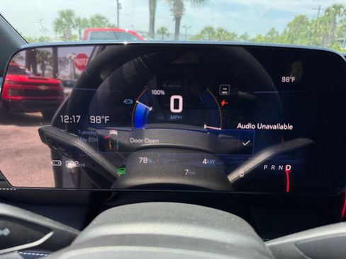 New 2025 Chevrolet Blazer EV LT image 19