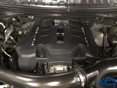 Used 2019 Lincoln Navigator Select w/ Technology Package AWD/4WD image 41