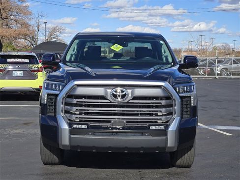 Used 2024 Toyota Tundra Limited image 2