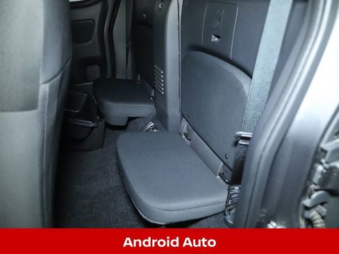 Certified 2025 Nissan Frontier SV image 16