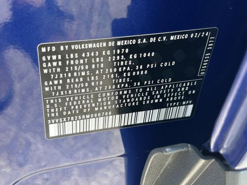 Used 2024 Volkswagen Taos SE FWD image 35