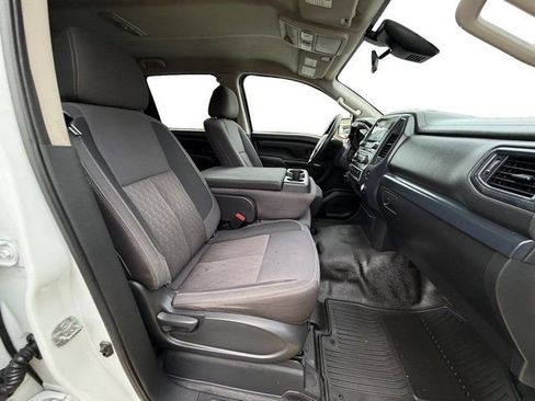 Used 2022 Nissan Titan S w/ S Utility Package image 13