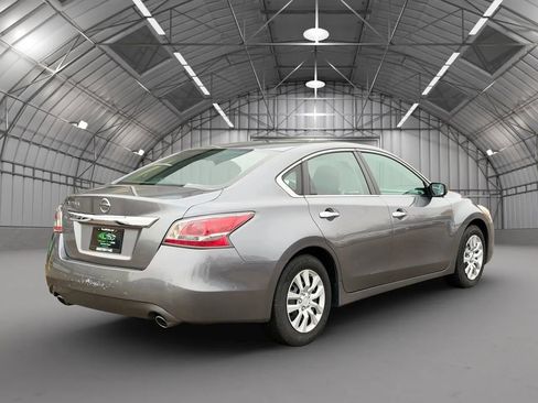 Used 2015 Nissan Altima 2.5 image 6
