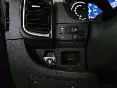 Used 2024 RAM ProMaster 2500 w/ Quick Order Package 22G SLT image 26