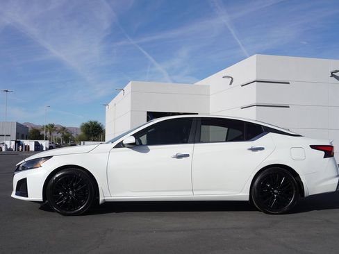 Certified 2025 Nissan Altima 2.5 SV w/ SV Special Edition Package image 2