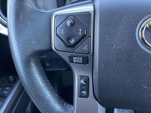 Used 2022 Toyota Tacoma SR5 image 32