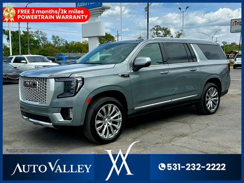 Used 2024 GMC Yukon XL Denali w/ Advanced Technology Package AWD/4WD image 3