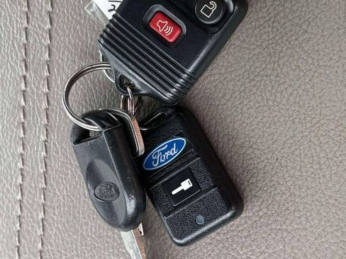 Used 2010 Ford F350 XLT AWD/4WD image 18