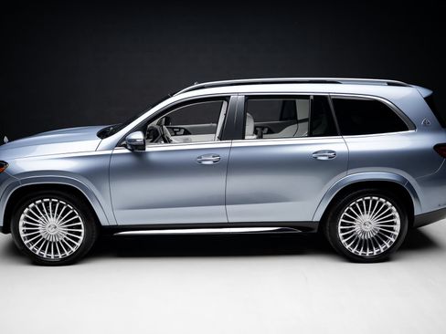 Used 2025 Mercedes-Benz Maybach GLS 600 4MATIC image 16