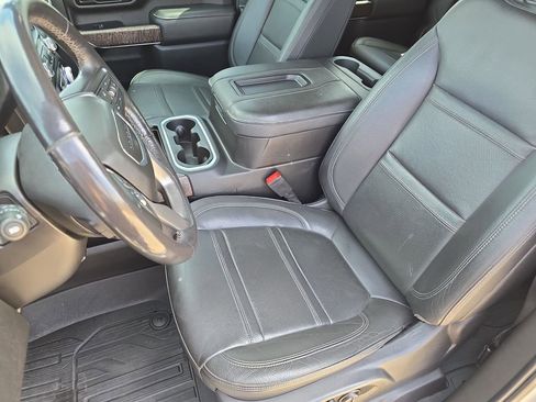 Used 2022 GMC Sierra 3500 Denali AWD/4WD image 16