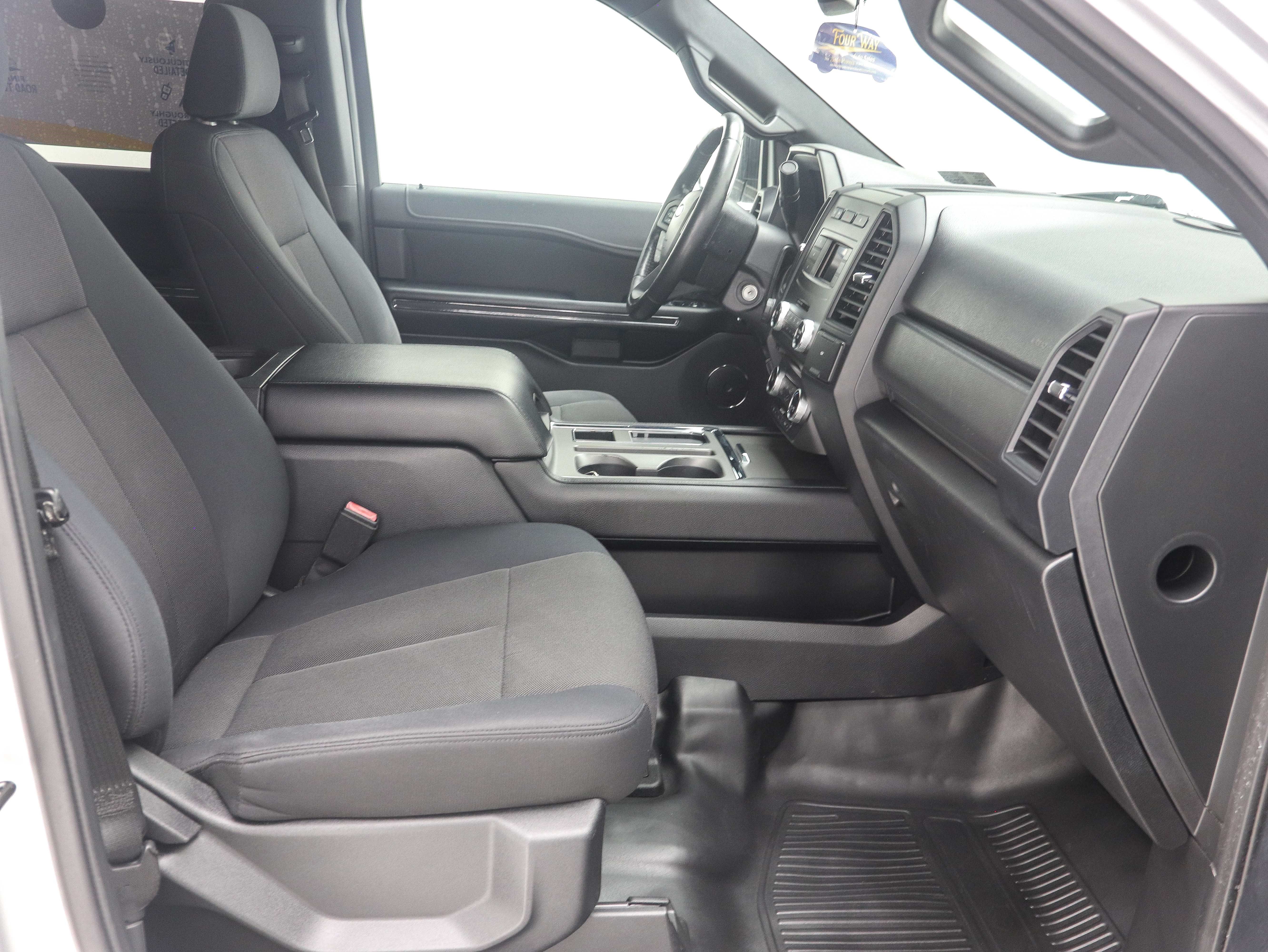 Used 2018 Ford Expedition Max XL AWD/4WD image 19