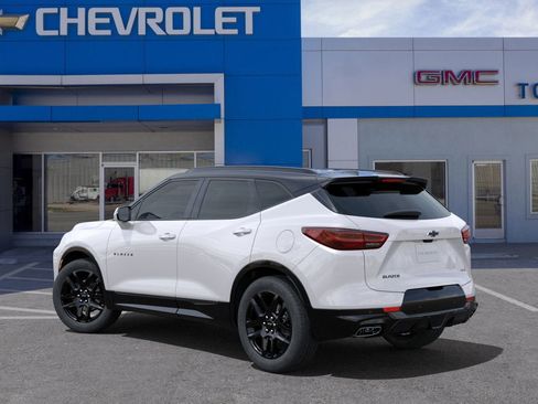 New 2025 Chevrolet Blazer RS w/ Driver Confidence II Package image 3