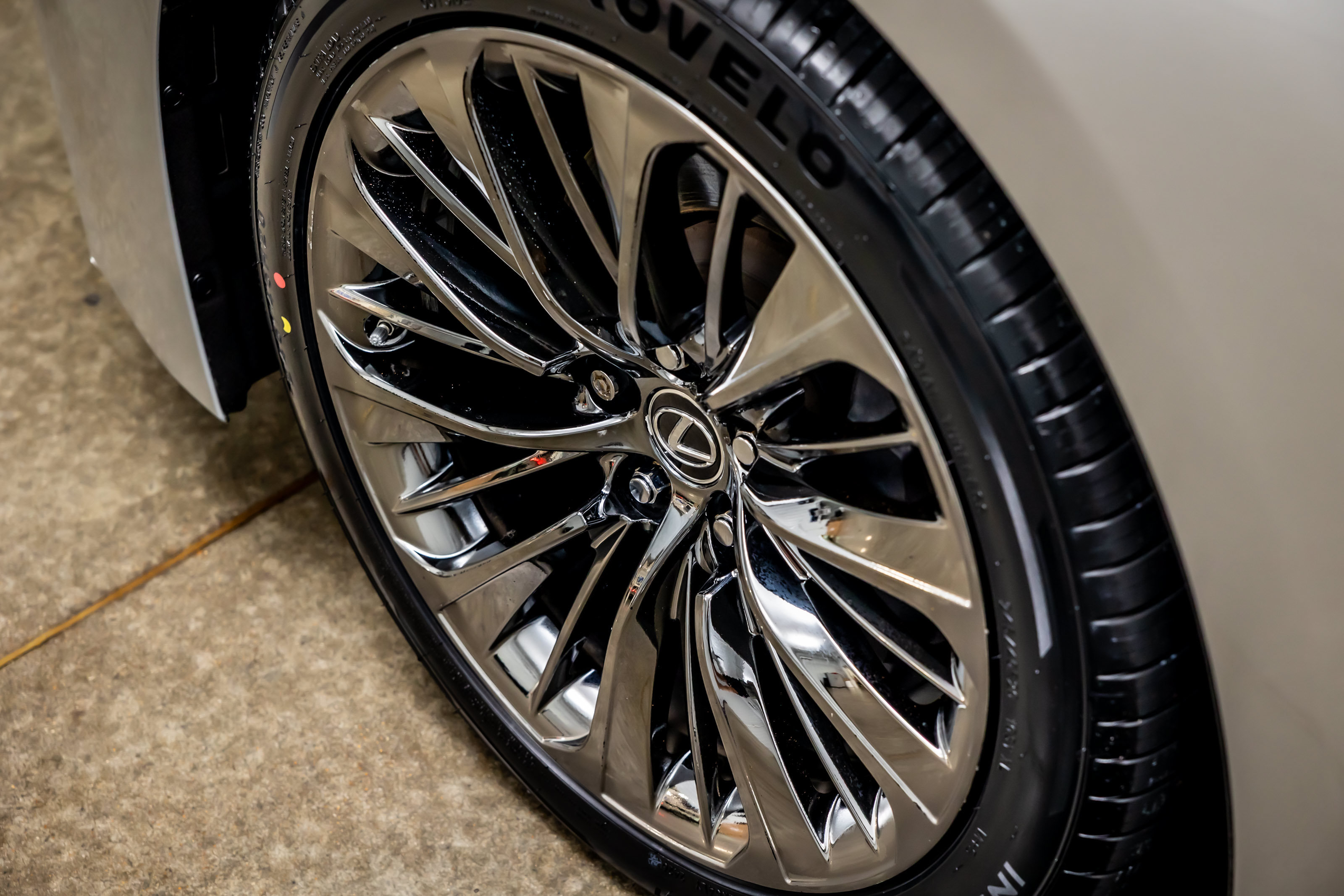 Used 2018 Lexus LS 500 AWD w/ Interior Upgrade Package image 17