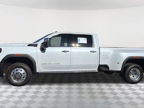 Used 2026 GMC Sierra 3500 Denali Ultimate AWD/4WD image 8
