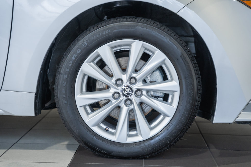 Used 2026 Toyota Corolla LE w/ LE Premium Package FWD image 14