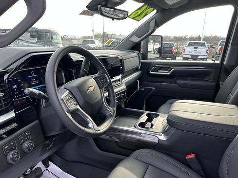 New 2026 Chevrolet Silverado 2500 LTZ w/ LTZ Convenience Package image 24